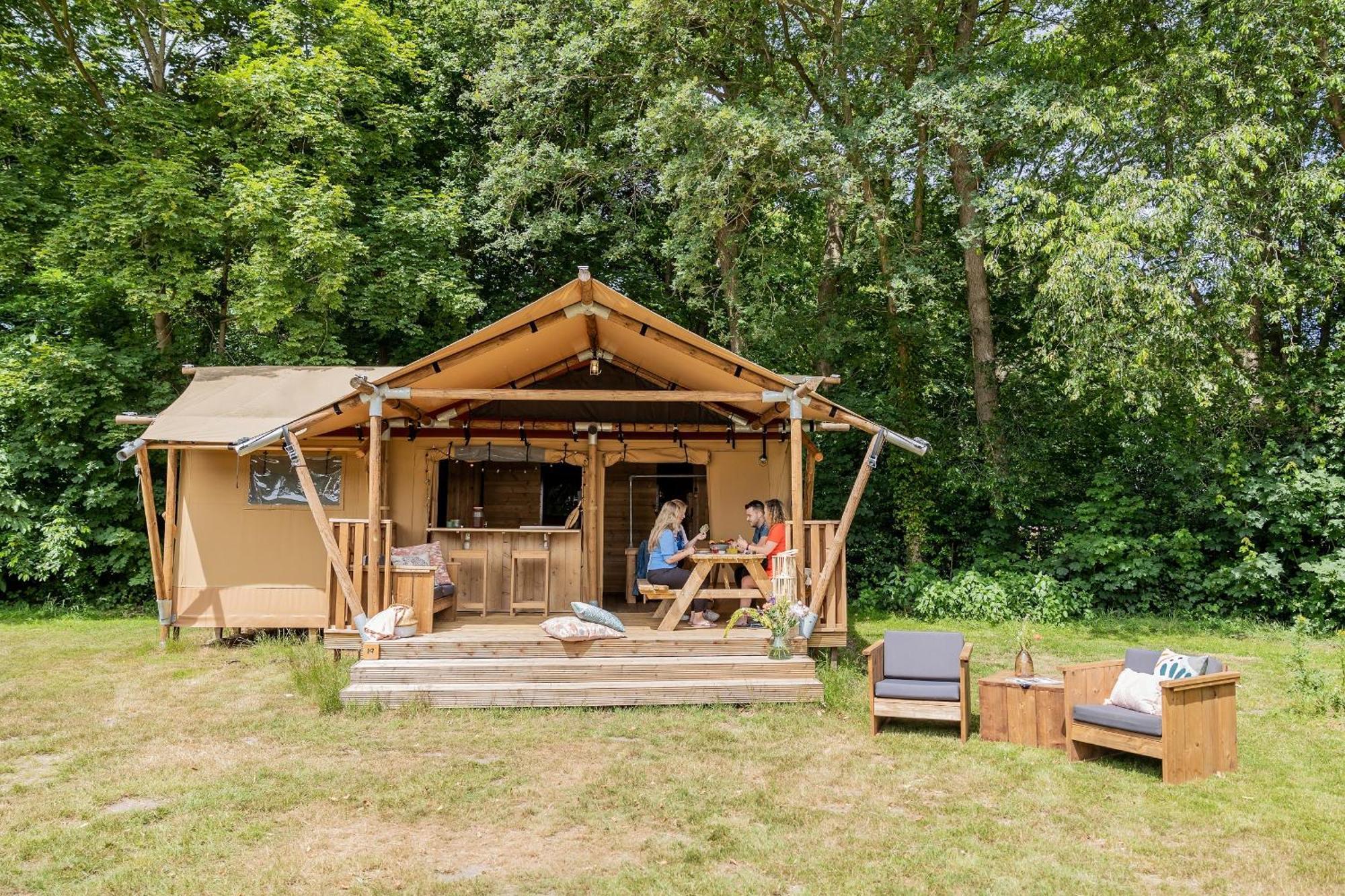 Camping Rcn La Ferme Du Latois Coëx Oda fotoğraf