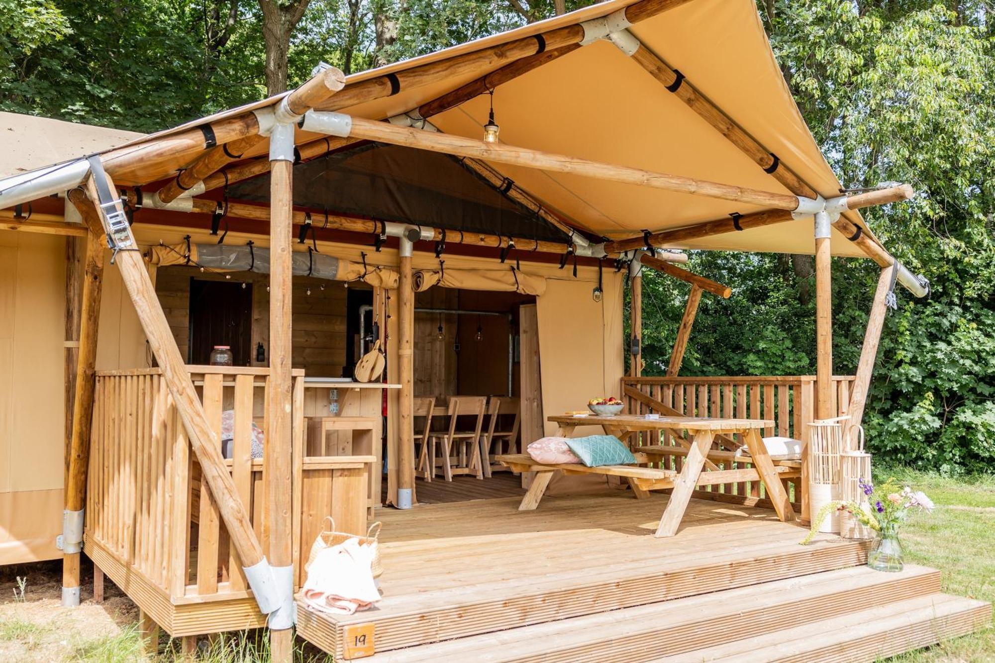 Camping Rcn La Ferme Du Latois Coëx Oda fotoğraf