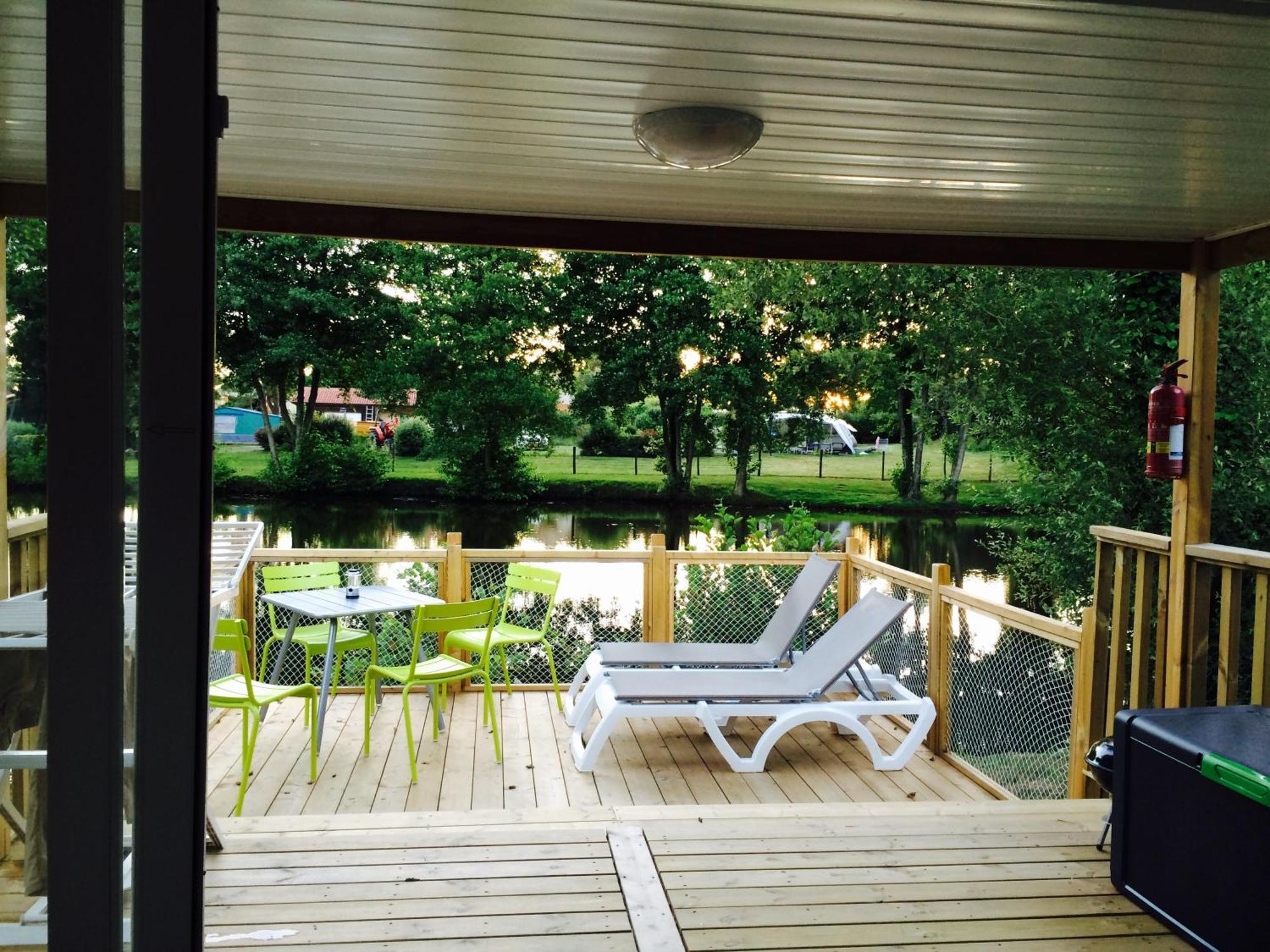 Camping Rcn La Ferme Du Latois Coëx Oda fotoğraf